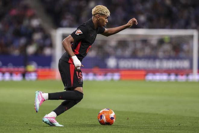 总决赛重演北京丢扳平三分惜败广厦 胡金秋9中8翟晓川被肘击脸部